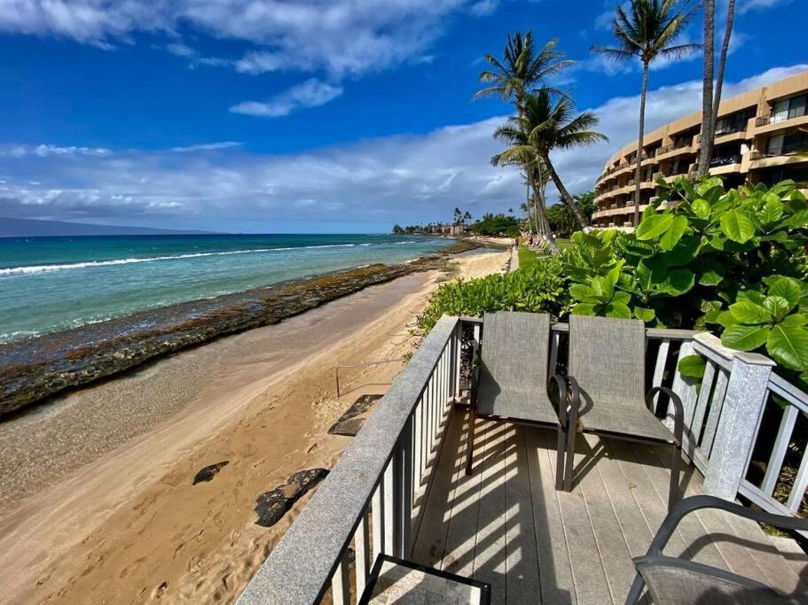 Oceanfront With Aircon-Hear The Waves-Amazing Views-Wifi Appartement Lahaina Buitenkant foto